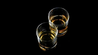 2025'te Viski Fiyatlarında ÖTV Zammı: Red Label, 50'lik, Chivas Regal, Jameson, Jack Daniel’s ve En Ucuz Markalar!