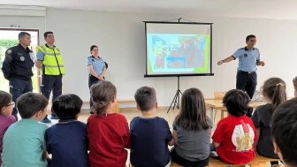 Büyükşehir Belediyesi Zabıtası, Çocuklara Trafik Kurallarını Öğretiyor