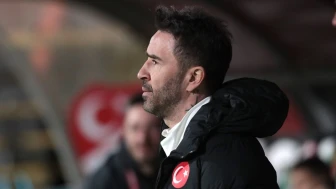 Milli futbolcu Gökhan Gönül, Ümit Milli Takım Teknik Direktörlüğü görevinden istifa etti
