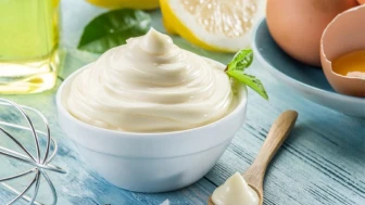 Ev Yapımı Doğal Mayonez Tarifi: Sağlıklı ve Lezzetli!