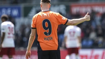 Hocasından resmi açıklama: Parlayan yıldız futbolcu yurtdışına transfer oluyor! Kulüp kasasına büyük bir miktar girecek