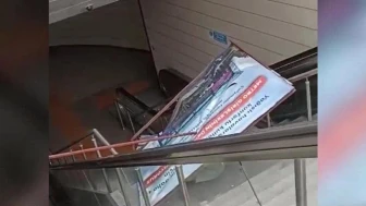 İBB'nin reklam panosu başına düştü