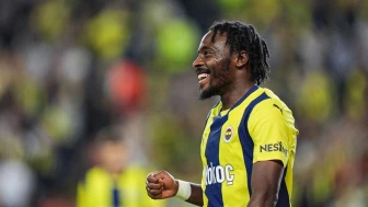 Nijeryalı yetenek Osayi-Samuel, İngiltere'ye dönüş yapıyor! Premier Lig ekipleri peşinde koşuyor.