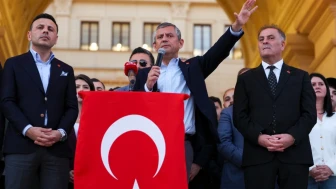 Özgür Özel Büyükçekmece Belediyesi'nde konuştu