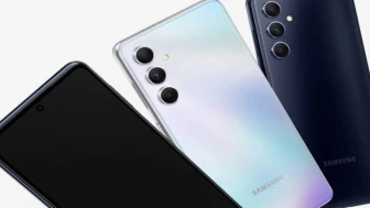 Samsung Galaxy M55 ve M54 kullanıcıları sevinçten havalara uçacak! One UI 7 güncellemesi yayınlandı, işte detaylar!