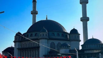 Taksim Camii yapan Elmas Ailesi kimdir? Altan Elmas kimdir, nereli?