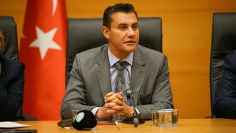 Manisa Belediye Başkanı Havuzdaki Elektrik Arızasında Maruz Kaldı