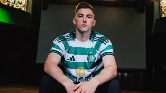 Celtic, eski oyuncusu Kieran Tierney'i renklerine bağladı