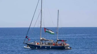 İsrail, Ürdün'e 3 Aktivist Gönderiyor: Filistin'e Yardım Etmek İsteyenlerin Sınır Dışı Edilmesi Tartışma Yarattı