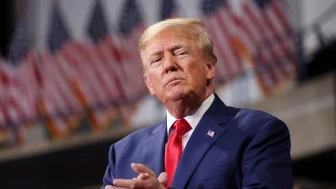 Trump, Los Angeles'taki göçmen karşıtı protestoları ele alacak