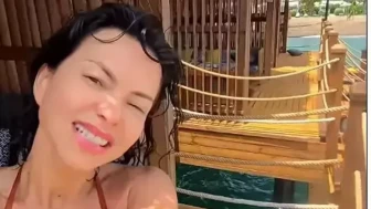 Yaz sezonunu Türkiye’de açan Inna, formda görüntüsüyle büyüledi
