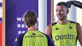 Ibrahimovic’in Durumu Belirsizken Dzeko Transferi İçin İtiraf: “Takımın Seviyesini Yükseltiyor”