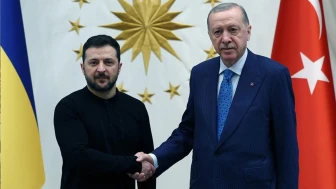 Cumhurbaşkanı Erdoğan, Ukrayna Devlet Başkanı Zelenski ile telefon görüşmesi yaptı