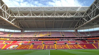 Galatasaray'da o futbolcu hakkında şaşırtıcı bir gelişme yaşandı! Transfer süreci hızlanıyor