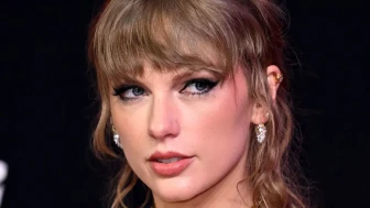 Şarkıcı Taylor Swift ve NFL yıldızı Travis Kelce nişanlandı: İşte detaylar!