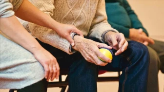 Alzheimer hastalığında yaş ve uyku bozuklukları önemli risk faktörleri arasında