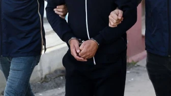 Bursa’da firari hükümlü ölü taklidi yaparken yakalandı