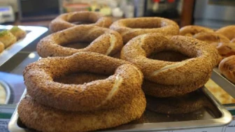 İzmir'in En Sevilen Lezzeti Gevrek Artık 20 Lira Olacak!