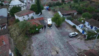 Başkan Akın'ın ulaşım projeleri, mahallelere nefes aldırdı!