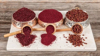 Cildi yeniliyor, bağışıklığı güçlendiriyor! Türk mutfağının vazgeçilmezi olarak biliniyor: Bir kaşığı her derde deva