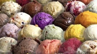 Dondurma kilo aldırır mı? 1 top dondurma toplam kaç kalori?