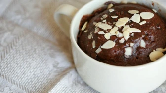 Fırına gerek kalmadan enfes kekler yapmanın sırrı burada! Birbirinden farklı lezzetleri tek seferde deneyimleyin!