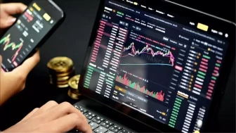 Kripto paraların değer kaybetmesinin sebebi Trump'ın yaptığı açıklamada gizli!