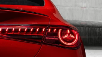 Mercedes'in kan kaybı: Kar %70 eridi, rakip fark attı