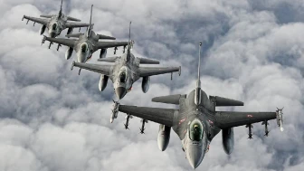 Türk F-16'ları Polonya'da