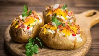 İstanbul'da Midye ve Kumpir Zehirlenmesi: 2 Çocuk Hayatını Kaybetti, Vatandaşlar Endişeli