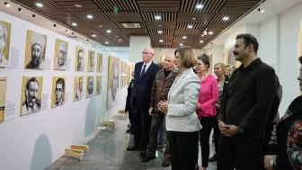 Atatürk'ün Mirasını Yansıtan Yeni Bir Sergi Ziyarete Açıldı