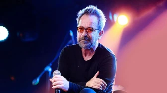 Ünlü şarkıcı Feridun Düzağaç, müzik dünyasında yapay zekânın şarkılarına müdahale etmesine karşı çıkıyor