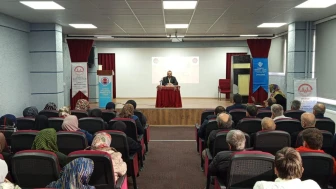 Rize İl Müftüsü, Umre Hazırlık Seminerlerinde Vatandaşlara Rehberlik Etti