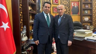 Esenyurt Belediye Başkanı Ahmet Özer, MHP Lideri Bahçeli'yi ziyaret etti ve barış süreci konusunda önemli mesajlar verdi