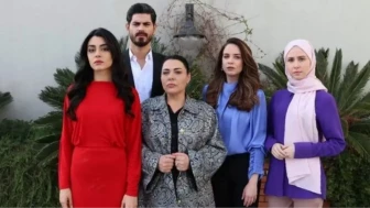 Kanal 7'nin ilgi çeken dizisi Gelin, aile bağları ve sırlarla dolu hikâyesiyle seyirciyi ekranlara kilitlemeye devam ediyor!