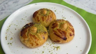 Lezzetin Doruklarına Ulaşın: Kolayca Yapabileceğiniz Kıtır Kıtır Şekerpare Tarifi!