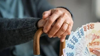 Bayram ikramiyesi bekleyen emeklilere uzmanlardan şaşırtıcı uyarı