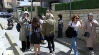 Bakırköy'deki İlkokulda Çıkan Yangın Korkuttu
