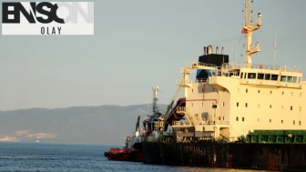 Tekirdağ'da karaya oturan gemi kurtarıldı