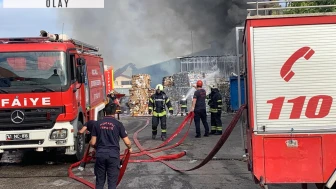 Kocaeli’de geri dönüşüm tesisinde yangın