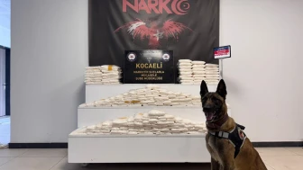 Durdurulan araçta 82 kilo metamfetamin ele geçirildi