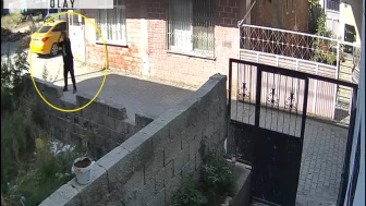 Taksi gasbedip, eve pompalı tüfekle ateş açan 2 şüpheli tutuklandı