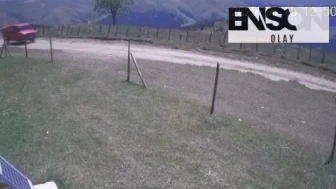 Kayıp olarak aranan 2 kişi, uçuruma yuvarlanan kamyonette ölü bulundu