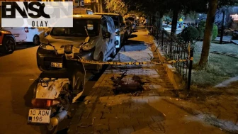 Sultangazi'de bıçaklı saldırıya uğrayan genç hayatını kaybetti