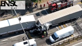 Giresun'da korkunç kaza! Tır, kırmızı ışıkta duran tıra çarptı: 1 ölü