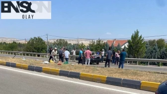 Ankara'da otomobil refüje çarptı: 1 yaralı