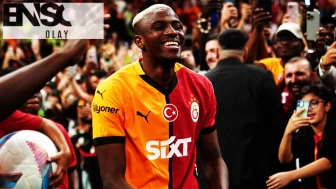Victor Osimhen'den gece yarısı Galatasaray mesajı! 5 yıldızlı formayla...