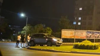 Kahramanmaraş’ta 2 araç çarpıştı