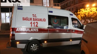 Arızalanan İETT otobüsüne müdahale eden işçilere otomobilin çarptı