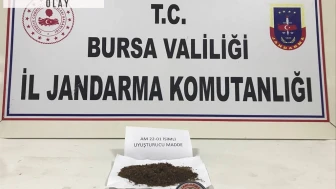 Jandarmadan kaçan şüphelide uyuşturucu bulundu